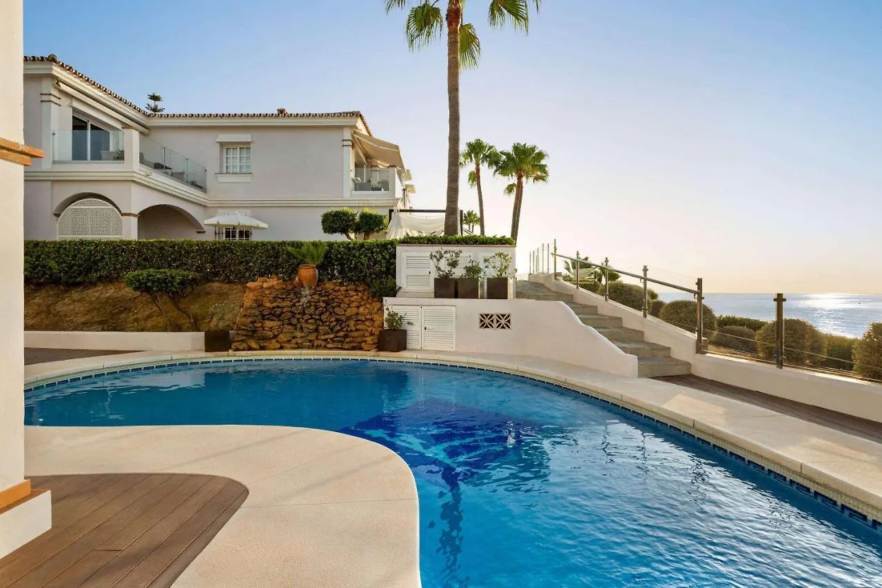 Wyndham Residences Costa Del Sol フエンヒロラ