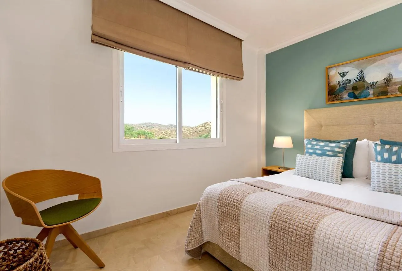 Wyndham Residences Costa Del Sol フエンヒロラ
